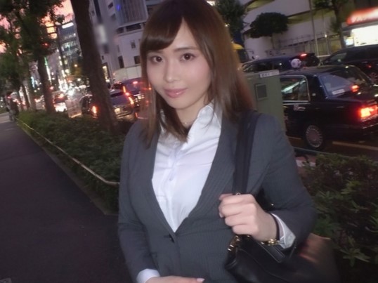 【OL】むちむちボディがエロいOLお姉さんのおマンコを刺激する！膣内を刺激されぬるぬると湿りだすいやらしいマンコ！