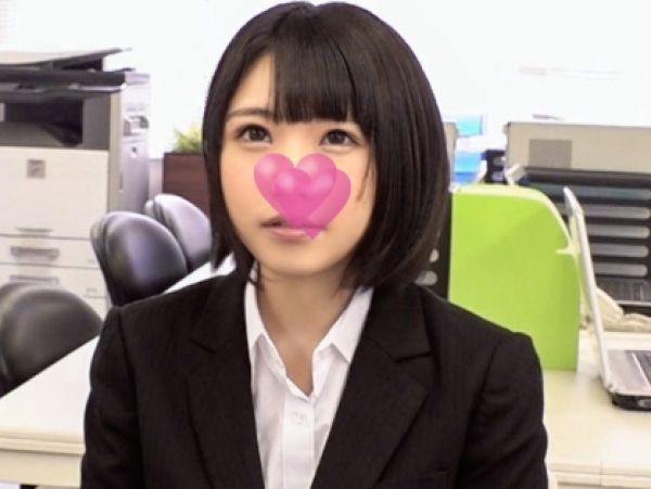 【アナウンサー志望のJDと…】 ちっぱい女子大生が初めての中出し体験！ 敏感ボディがビクビク反応♡ 精子まみれの熱いセックス！