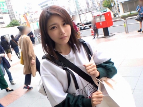 【ナンパしたらビンカン娘】 スレンダー美少女が騎乗位でイキまくり♡ 敏感ボディがエロすぎてヤバい♡