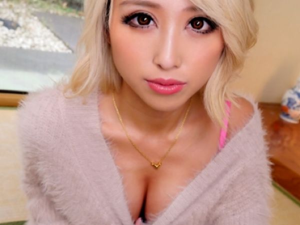 【令和の黒ギャル】 金髪ビッチとヤリまくり♡ 性欲モンスターに連続中出しでタップリ膣内射精！