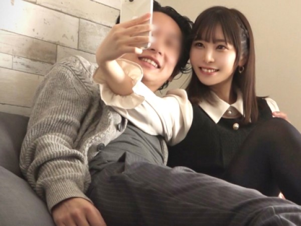 【女子大生の秘密の恋人プレイ】 裏アカで出会った2人が濃厚セックス！ 盗撮映像で覗き見するリアルなイキ顔に興奮間違いなし！