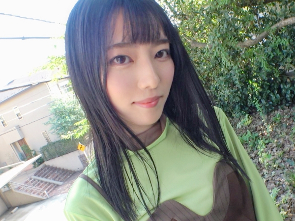 【激カワ♡スレンダー娘の初撮り】 小柄な美少女がAVデビュー！ 初めての撮影で感じまくり、イキまくりの生々しいSEX！