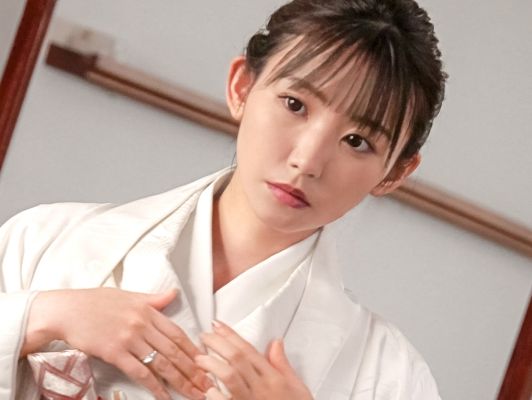 【田舎の美少女と♡】 幼馴染みのスレンダーなカラダに夢中！ 汗だくで絡み合う濃厚セックスで中出しフィニッシュ！