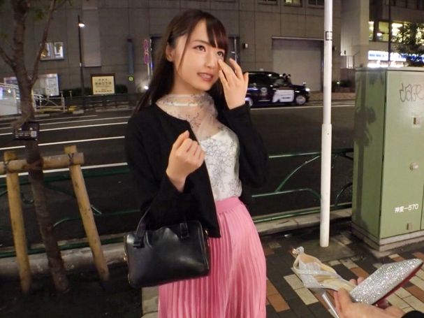 【スレンダー美女の性欲】 黒髪美人の淫らな本性！ チンポ大好き美女が乱れまくる激ピストンSEX！