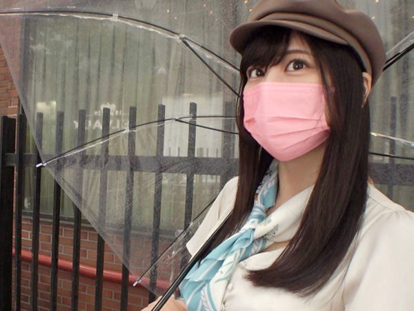 【素人】ヒザが性感帯という変態感が強いパイパンOL…肉棒をフェラチオして騎乗位で巨乳が揺れる…