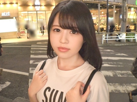 【ナンパ成功♡ 美尻JDと一泊ヤリまくり】 ホテルで潮吹き絶頂！ 敏感ボディを責めまくって、エロい表情を堪能しちゃえ！