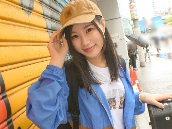 【素人ナンパ】音楽系の学校に通うスレンダーな美少女…初対面チンコをフェラチオさせてメス穴に生挿入♡