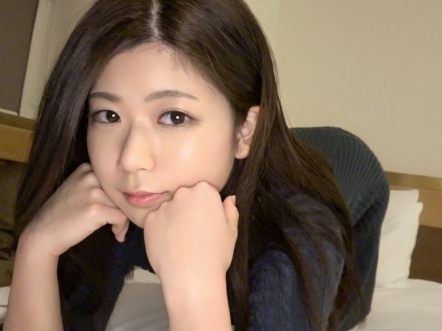 彼氏とご無沙汰なスレンダー美女は肉棒が欲しい…手マン＆クンニで濡れて裏切りの騎乗位腰振り…♡