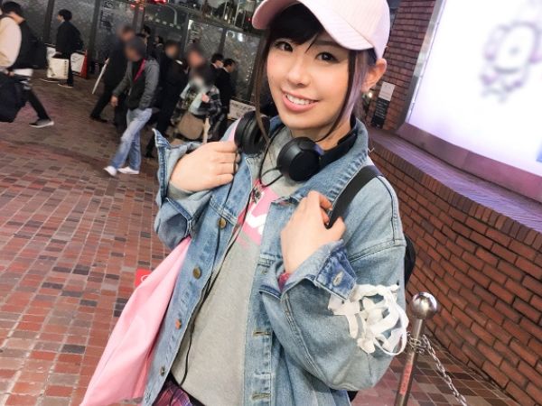 【ピュア美女ナンパ】ボーイッシュなピュア娘を口説いて電マでイタズラ！チ○ポがおまんこお出迎え！部屋中に喘ぎ声が響く！