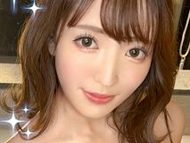 【素人】美容系のお仕事してるって事で見た目は確か！そんな彼女が実は相当エロいって言うんだからヤバいよね！エロ過ぎるね！