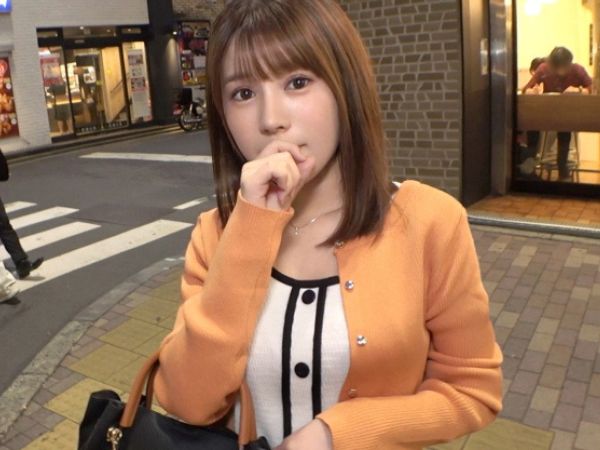【素人ナンパ】ストレスを性交渉で解消する美人ナース…電マでおまんこを濡らして初対面チンコを生挿入♡
