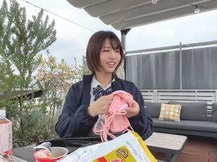 【制服巨乳ショートヘアの誘惑】『ダメ…そこ弱い…』ショートヘアの巨乳JKが制服姿で大胆エッチ！乳首をこりこり責められ、クンニの鬼責めで悶絶イキ！制服の下に隠れたエロい本性に興奮必至♡