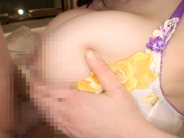 【爆乳歯科衛生士】『おっぱいで磨いちゃう♡』Hカップの自慢の美巨乳でチンコを磨く素人美女！激しく突かれれば悶え喘ぐ淫乱お姉さんが、お仕事モードからエロモードにスイッチオン！おっぱいフル活用で男を骨抜きにするドエロプレイ！