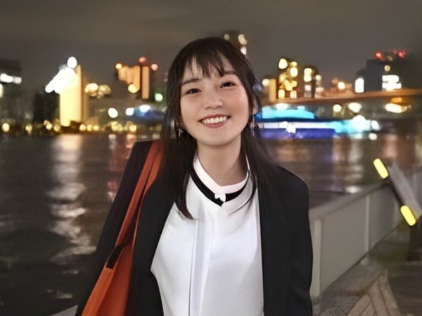 【バリキャリOLの裏の顔】昼はデキる女、夜は淫乱ビッチ！順風満帆な美人OLが、夜な夜なマッチングアプリでゲットした男とヤリまくる！狂ったようにハメまくる姿は必見！♡