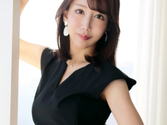 【美尻お姉さんの淫乱プレイ】『もっと奥まで…』細身セクシー美女がマン汁垂らして悶絶！バックで激突きされ、濡れまくるマンコがエロすぎる濃厚ファック！♡