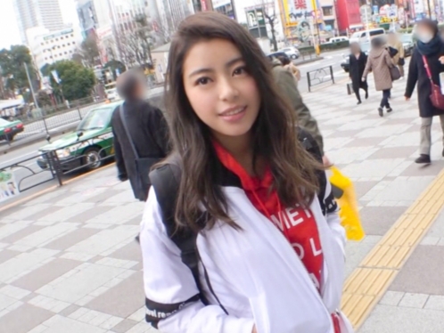 【人妻の危険な遊び】『バレたら離婚よ…』30代とは思えない美ボディ人妻が禁断の不倫セックス！夫には見せない淫乱な姿と喘ぎ声♡