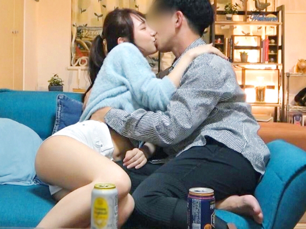 【盗撮×素人】お持ち帰りした激カワ女子をガチ口説き！敏感ボディを激しくピストンで責めまくり、膣奥を刺激しまくる！喘ぎ声が止まらない大絶頂セックス♥