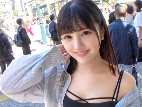 【街角ナンパ】キュートな美少女をゲット！バックで激しく突かれて、感じまくるエロカワ娘♡ピストンに合わせてオマ○コが喘ぐ姿は必見！