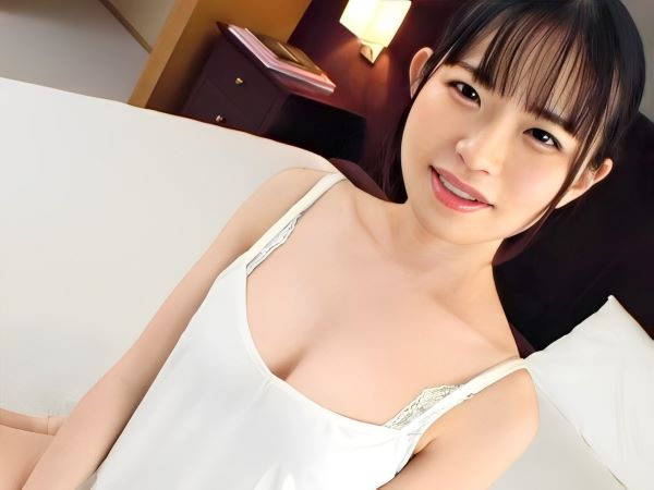 【色白Eカップ美少女】『あっ…ダメ…気持ち良すぎる…』おっとり癒し系清楚女子が獣SEXで大暴走！激ピストンで膣奥をガンガン突かれ、イキまくりでエロ可愛い喘ぎ声が止まらない！♡