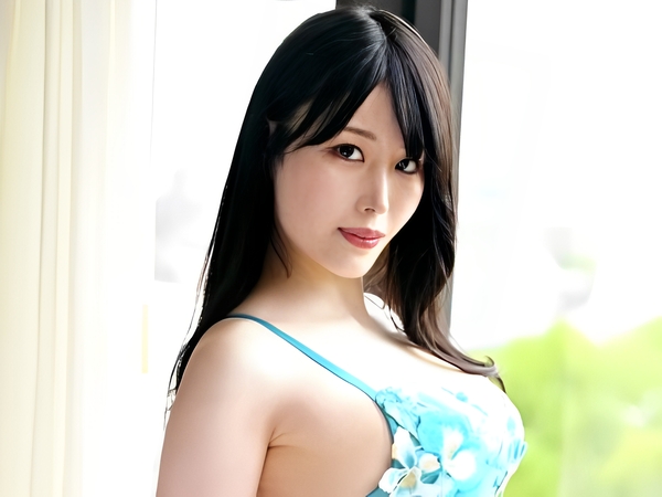【エステでまさかの…】スレンダー三十路お姉さんがエステで欲求不満爆発！騎乗位で腰を激しくグラインド♡「もっと…」と甘い声でおねだりしながら、快感に溺れる姿がエロすぎる！