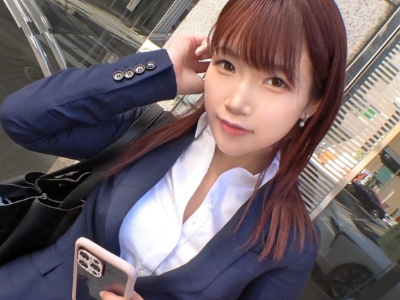 【OL】スーツを着たセクシーOLお姉さんがパンスト破られ手マンでぐちょぐちょに！メス汁でヌルヌルになるおマンコに大興奮！